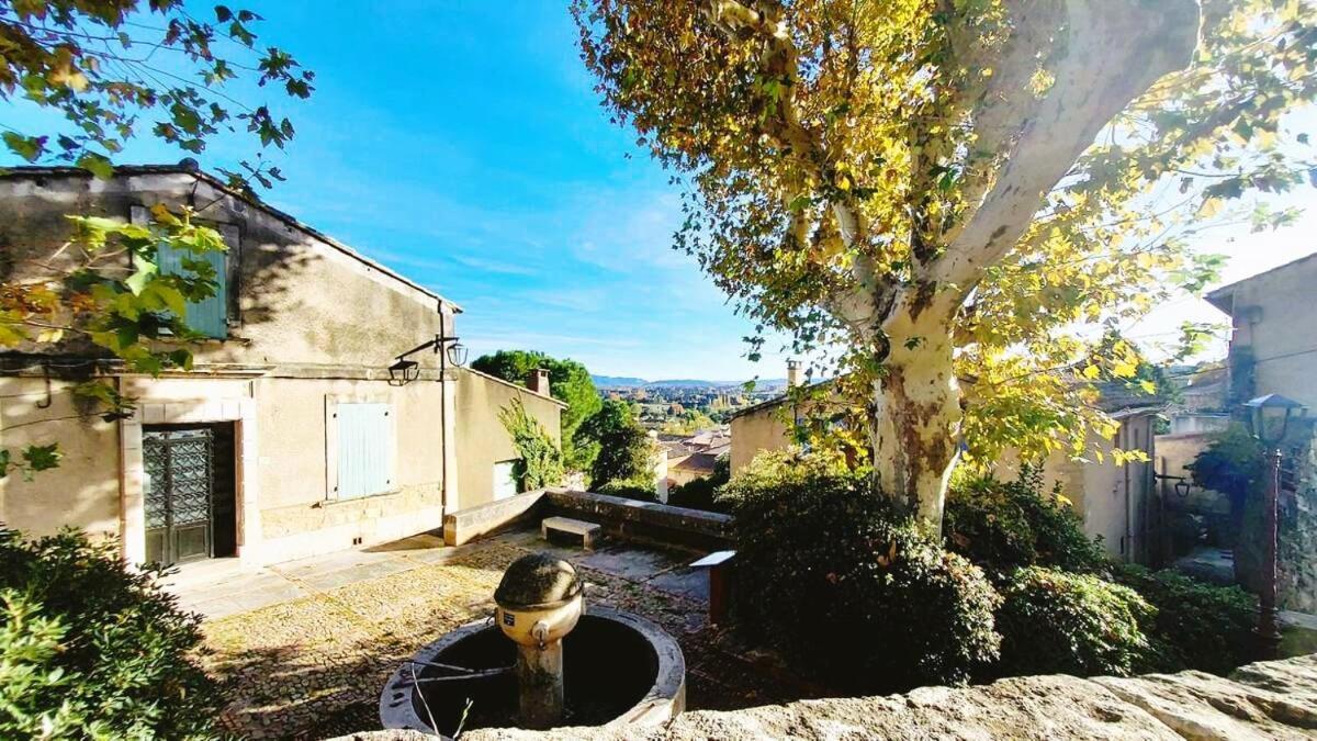 L'Appartement De L'Arche Chateauneuf-de-Gadagne Luaran gambar