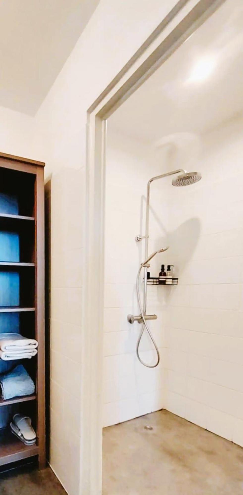 L'Appartement De L'Arche Chateauneuf-de-Gadagne Luaran gambar